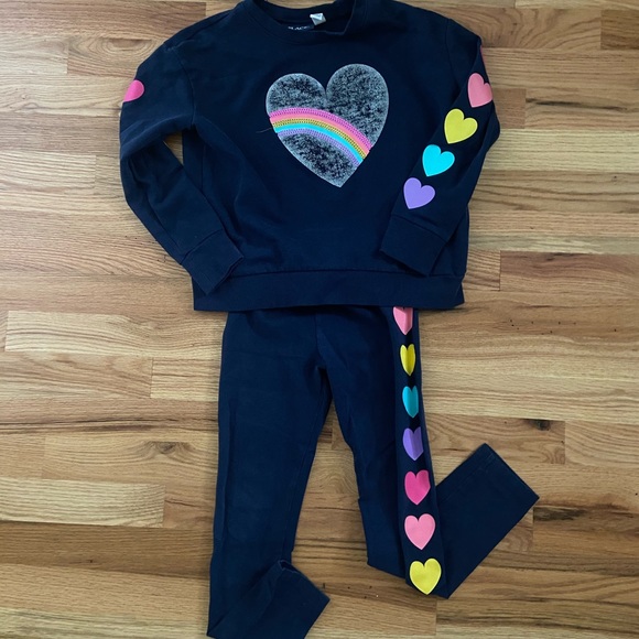 Girls Graphic Sweatsuit
